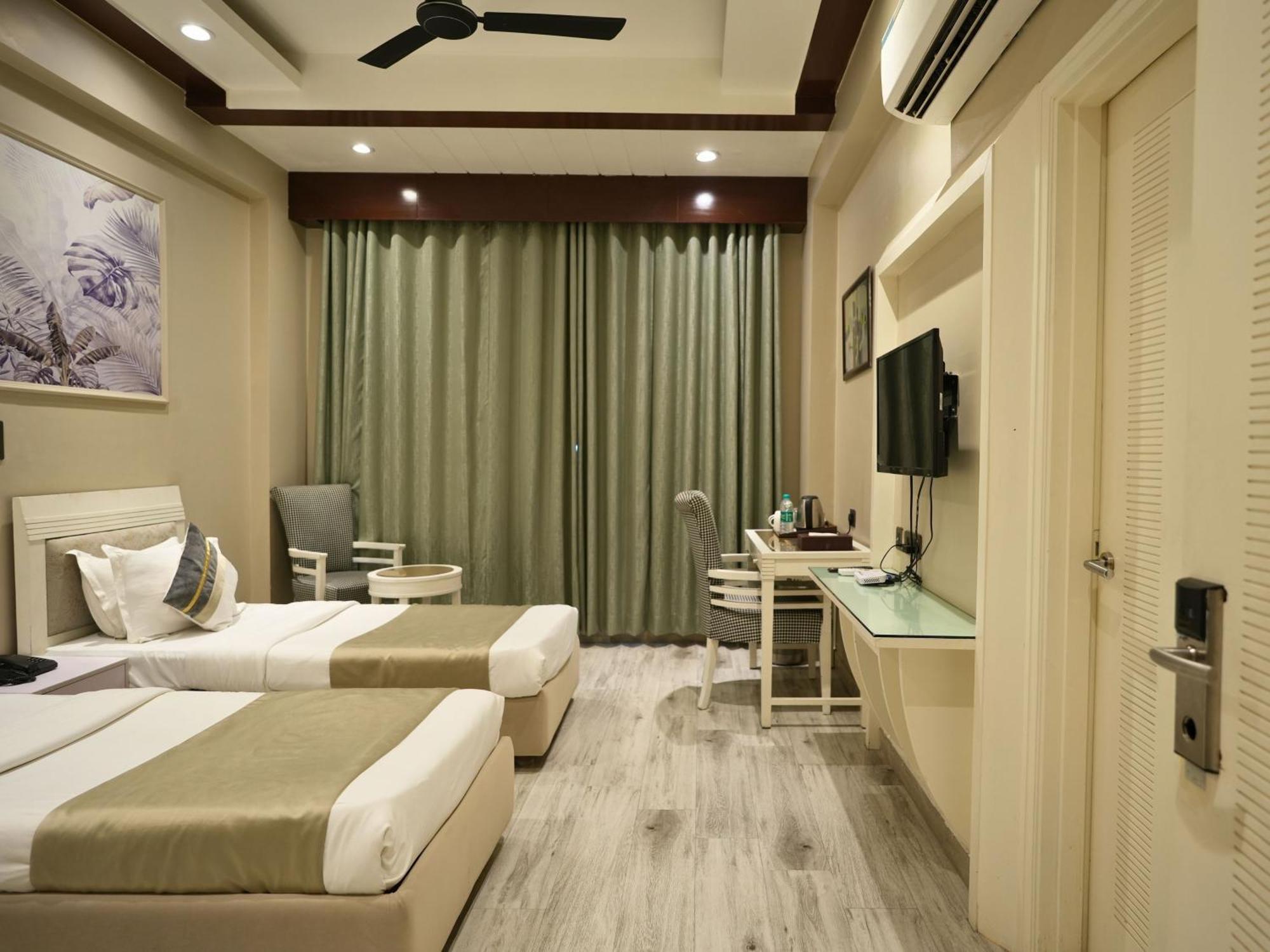 Skon Boutique By Orion Hotels New Delhi Exterior photo