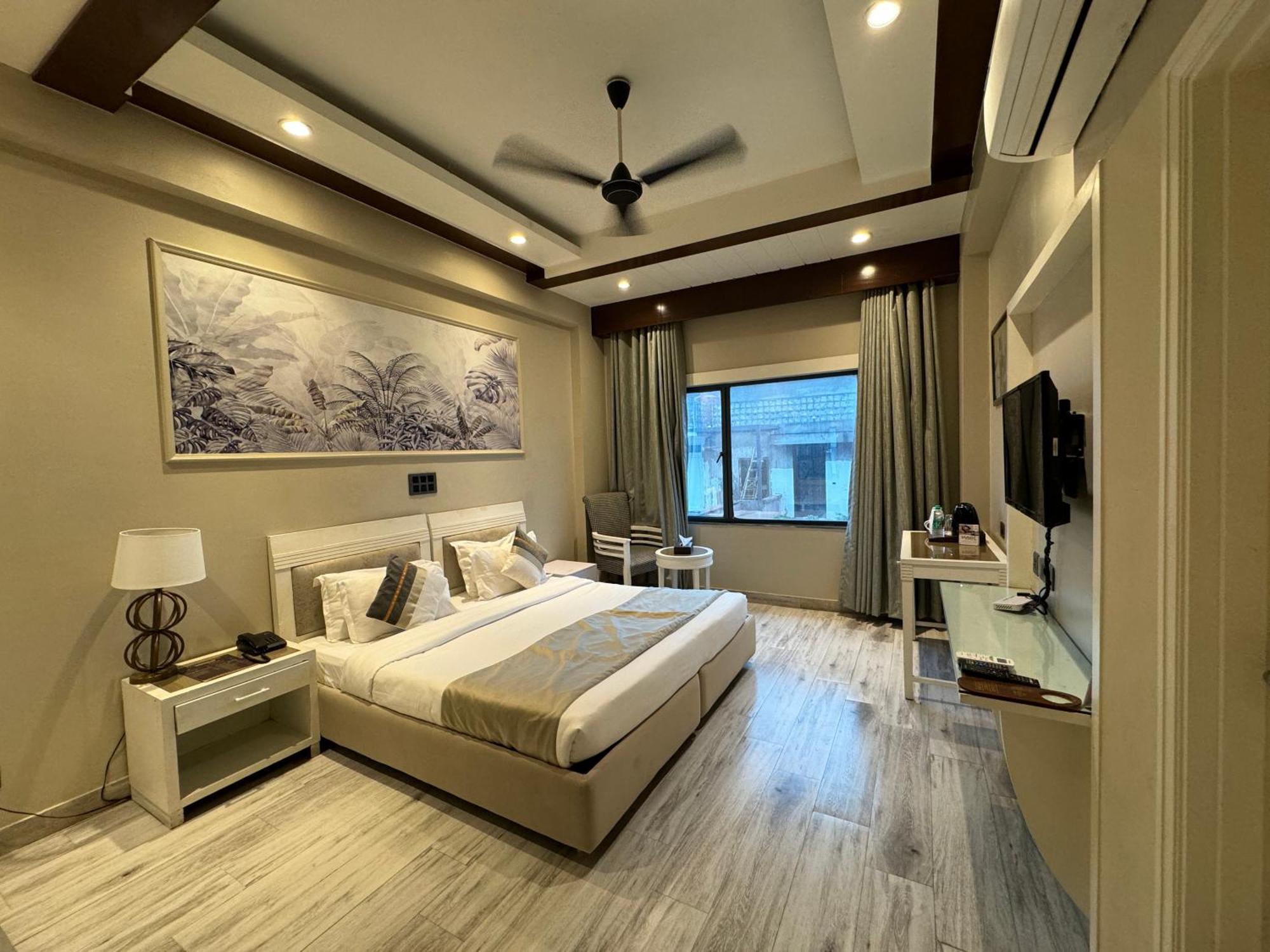 Skon Boutique By Orion Hotels New Delhi Exterior photo