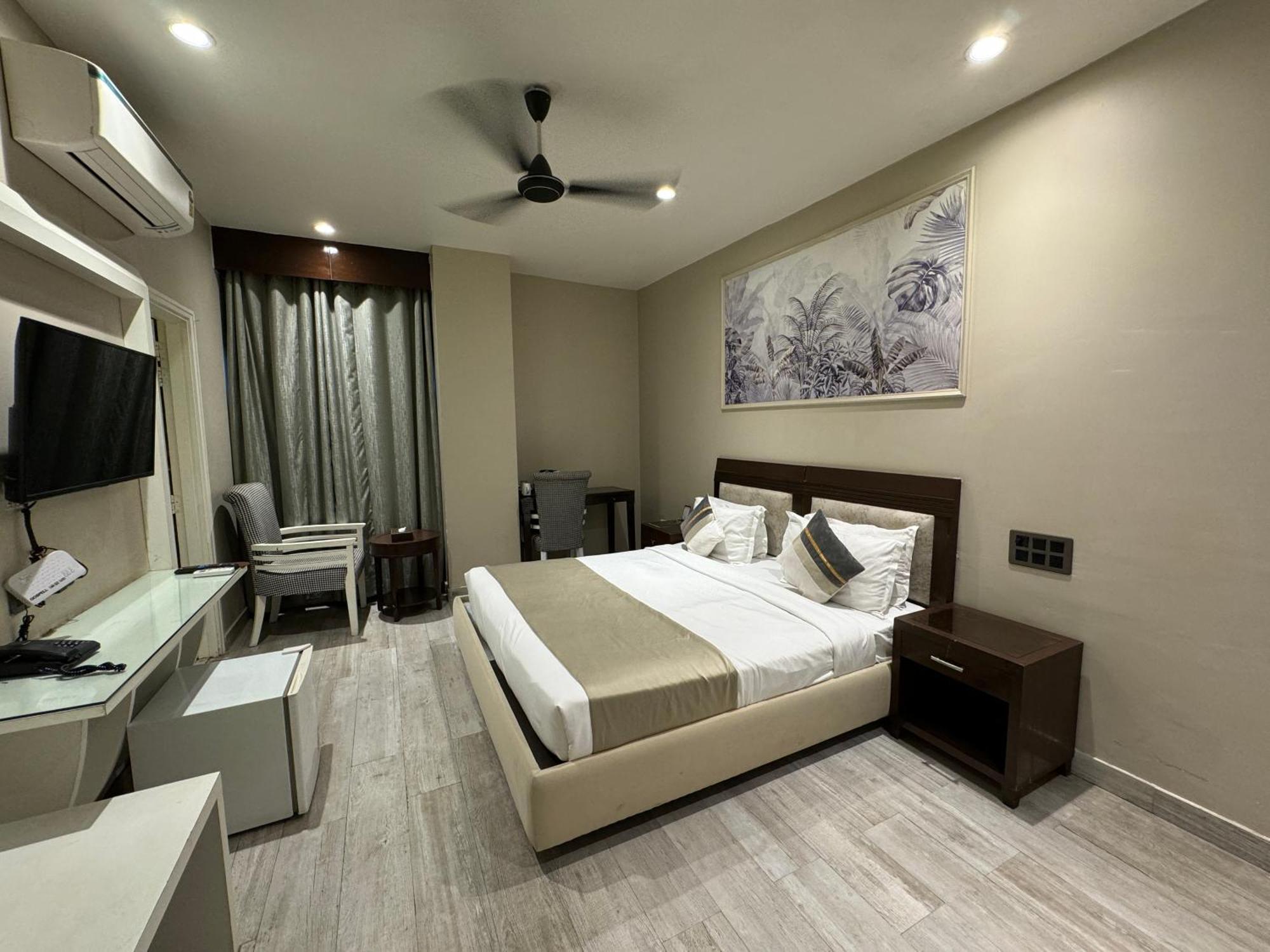 Skon Boutique By Orion Hotels New Delhi Exterior photo