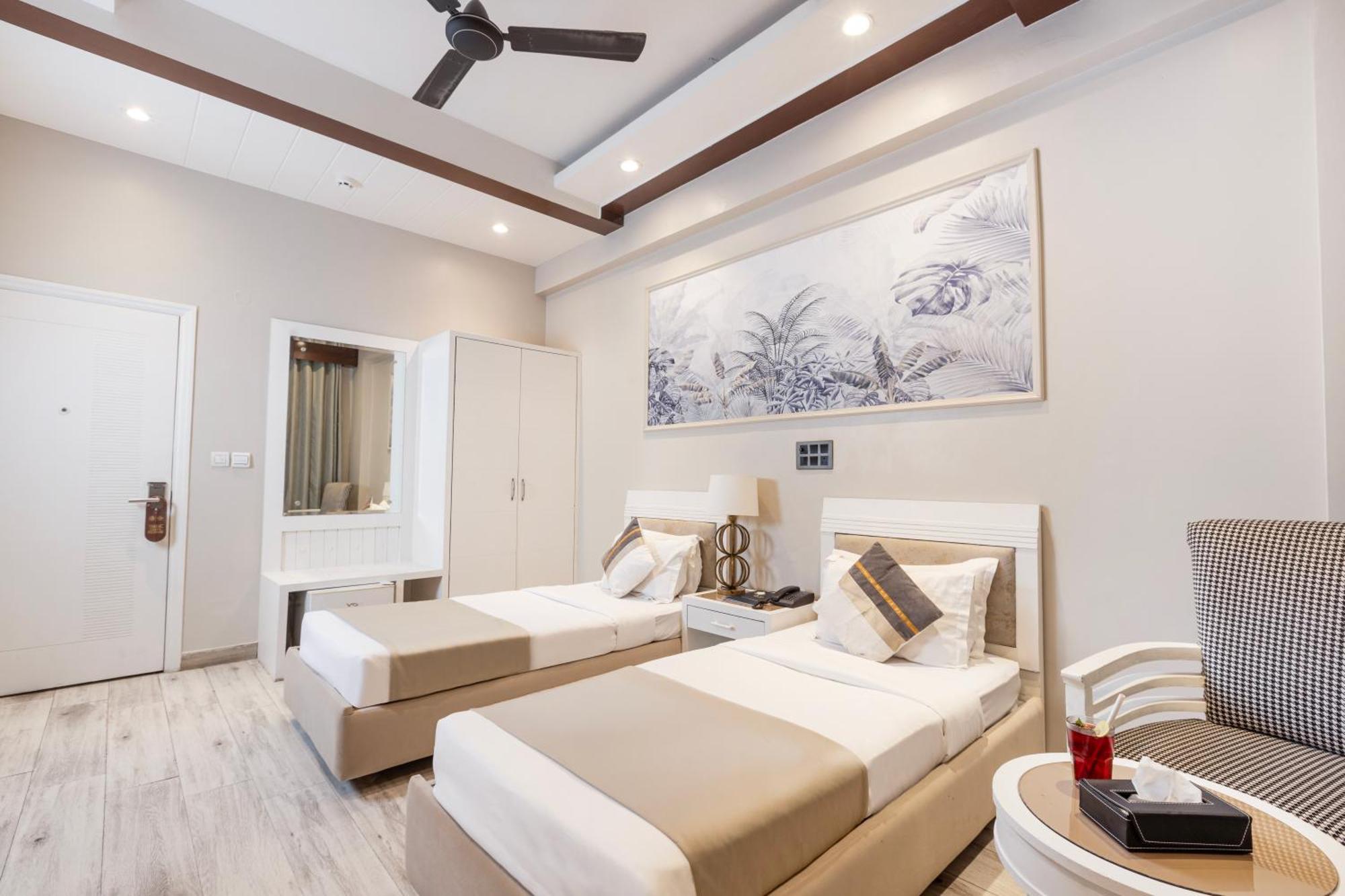 Skon Boutique By Orion Hotels New Delhi Exterior photo
